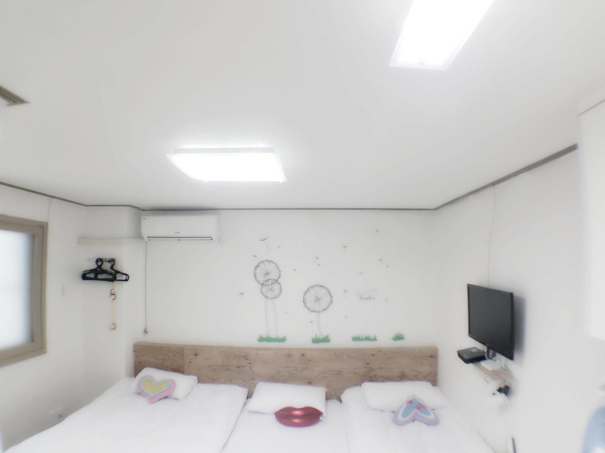 Myeongdong Guesthouse Seoul Exterior photo